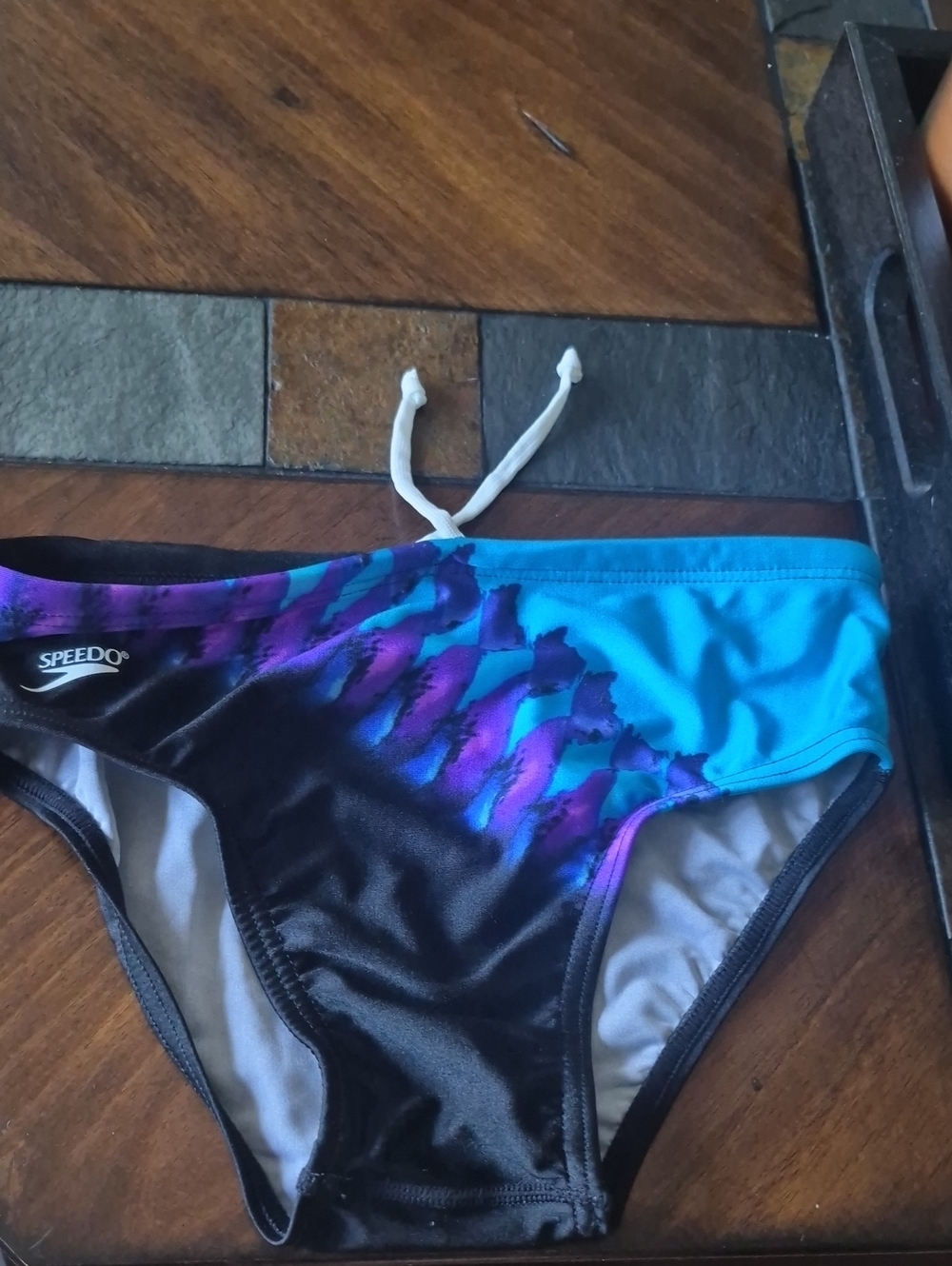 Speedo men's Black, Teal & Purple Patterned Swim Brief Nwot Small 30 Waist